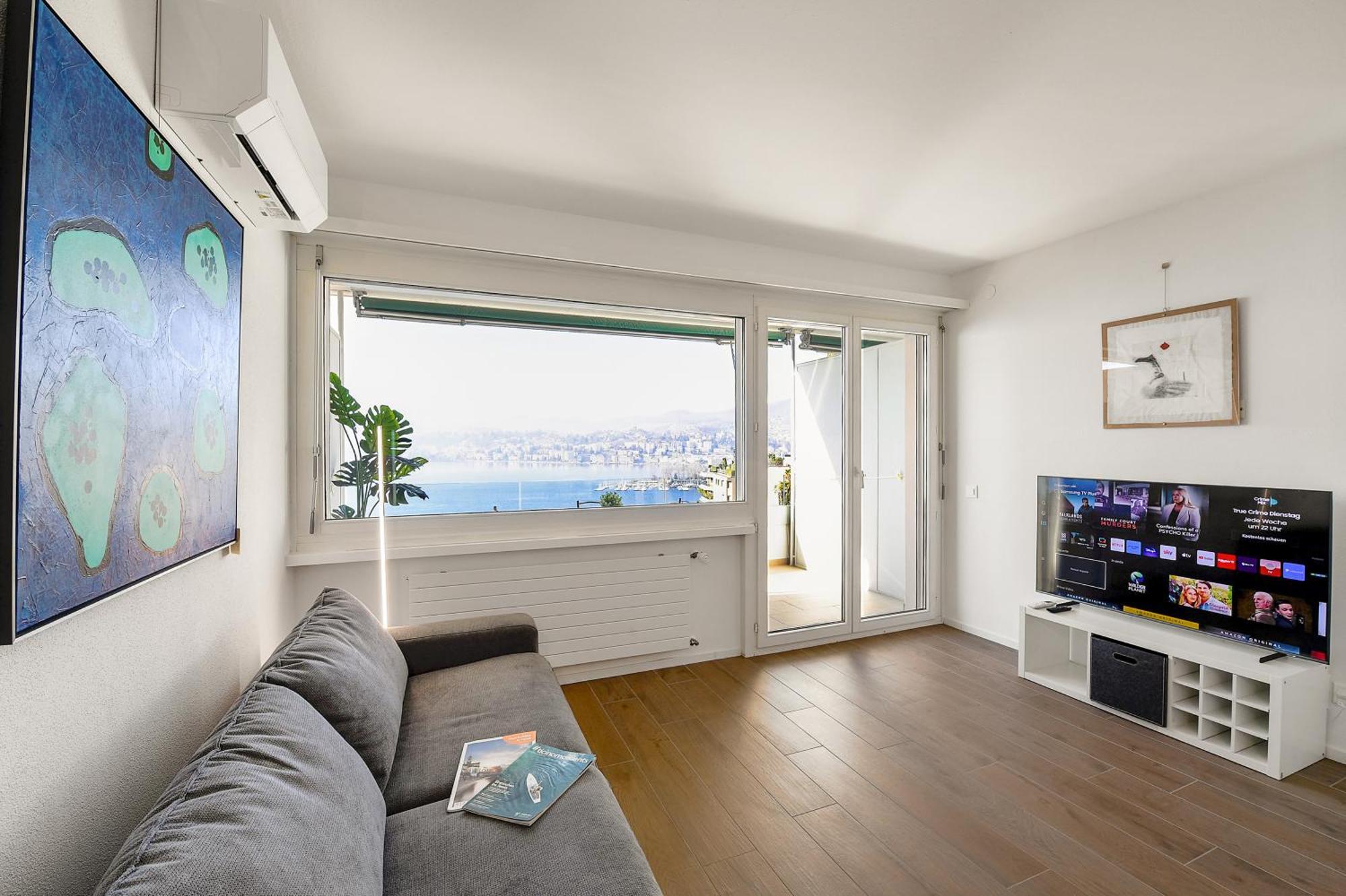 View And Art - Happy Apartment